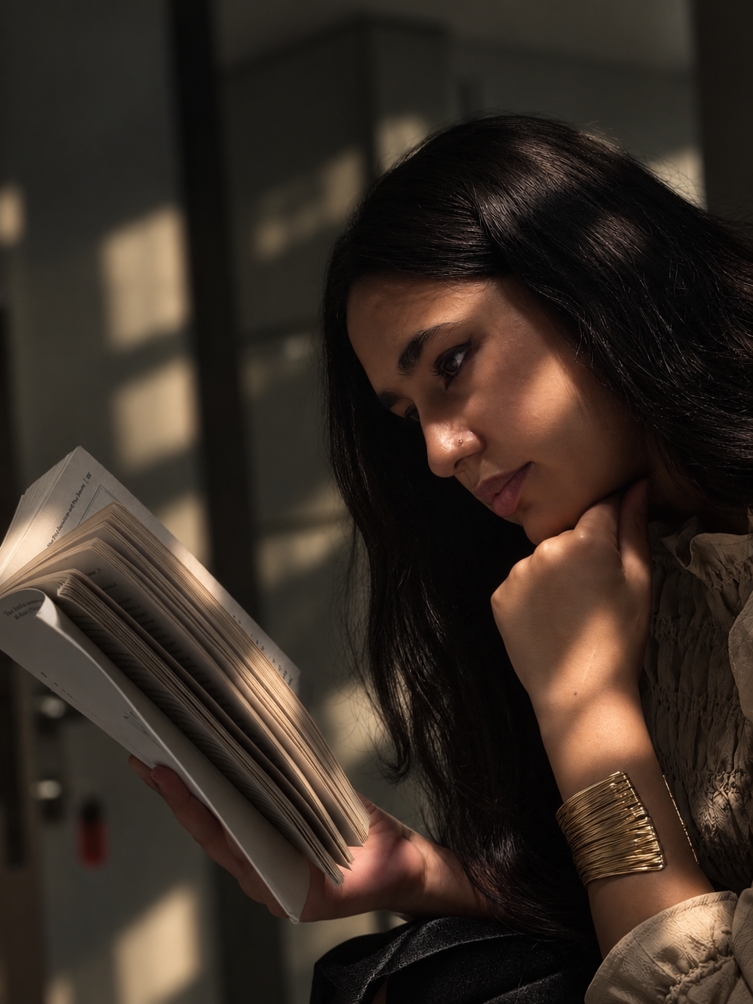 Render 02 — close study, light across the page